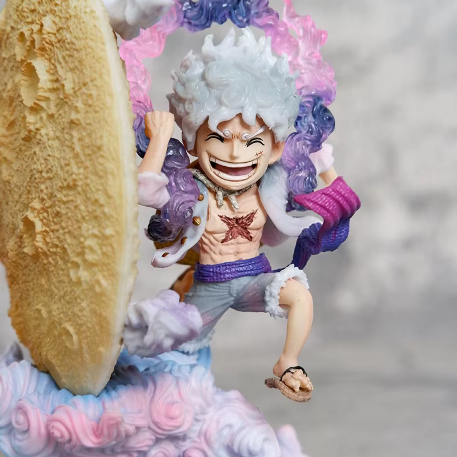 One Piece Nika Luffy Figure – Unieke LED Verlichting